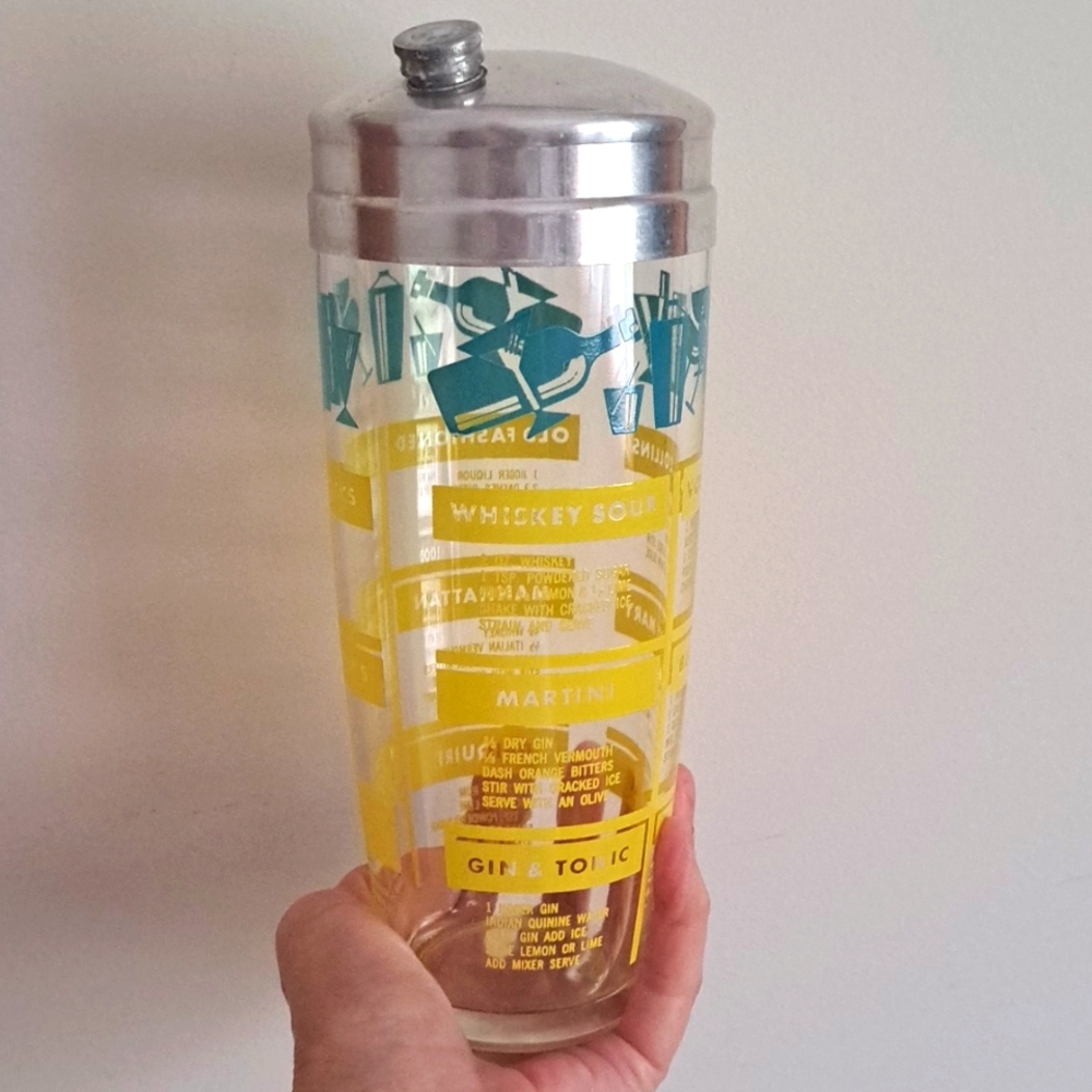 Vintage MCM Hazel Atlas Cocktail Shaker Excellent Condition Yellow and Blue